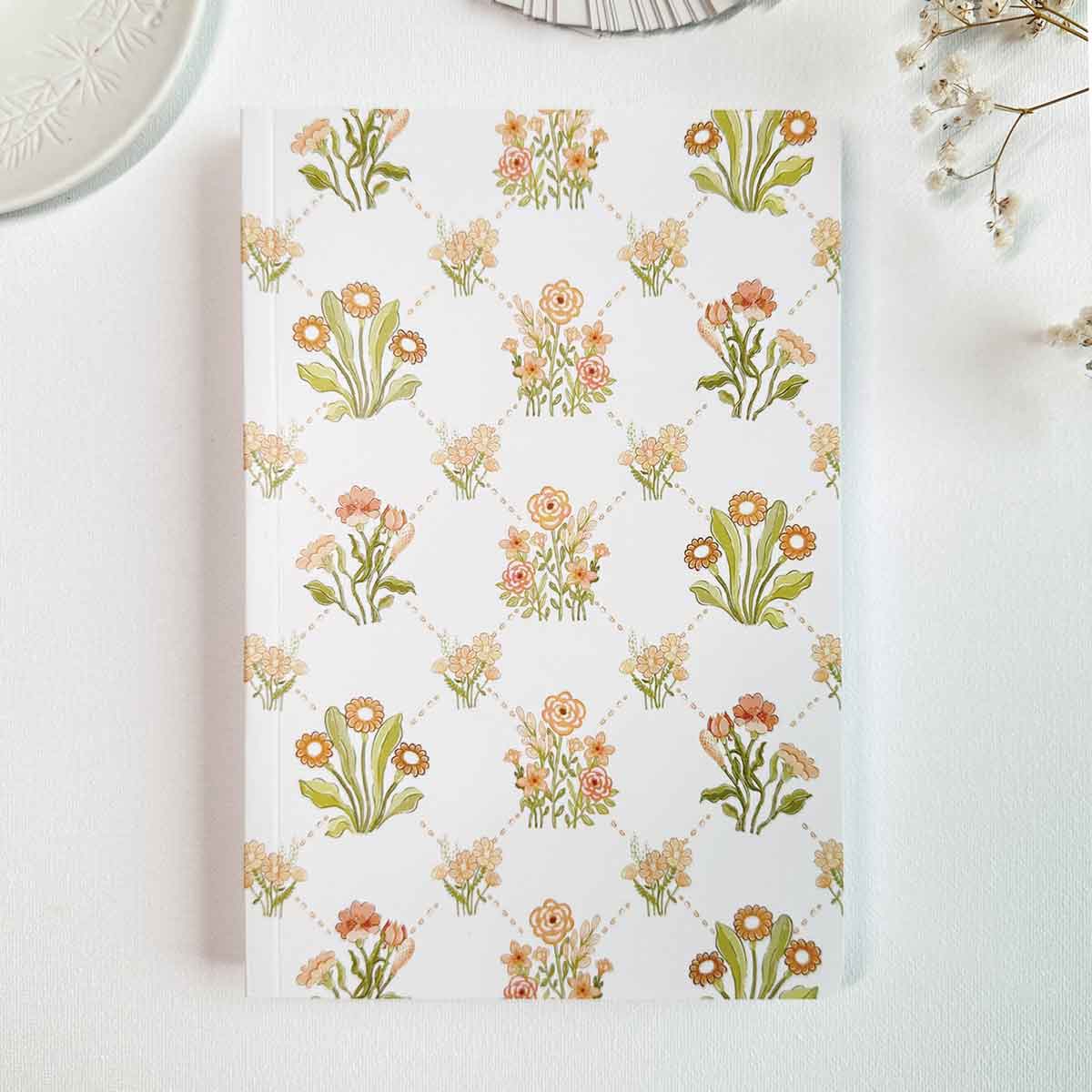 Dot Grid Notitieboek met Bloemen Softcover + Stickervel