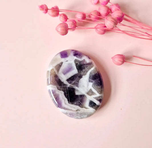 Dream Amethyst Worry Stone – Kalmeer en Vind Balans